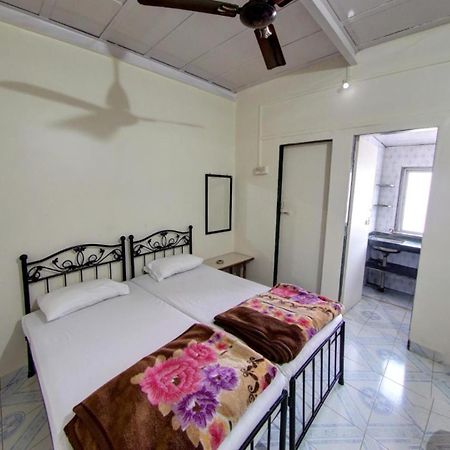 Sameena Guest House Panchgani Bagian luar foto