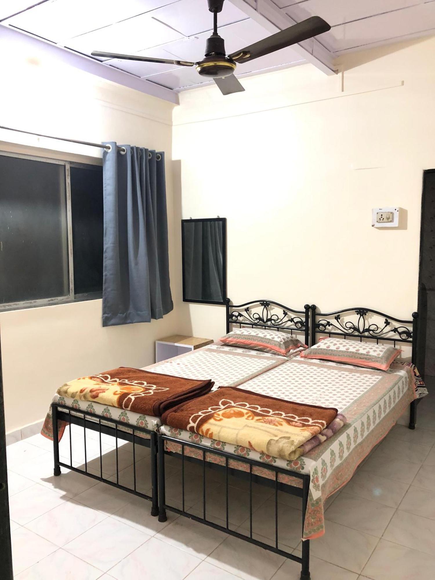 Sameena Guest House Panchgani Bagian luar foto