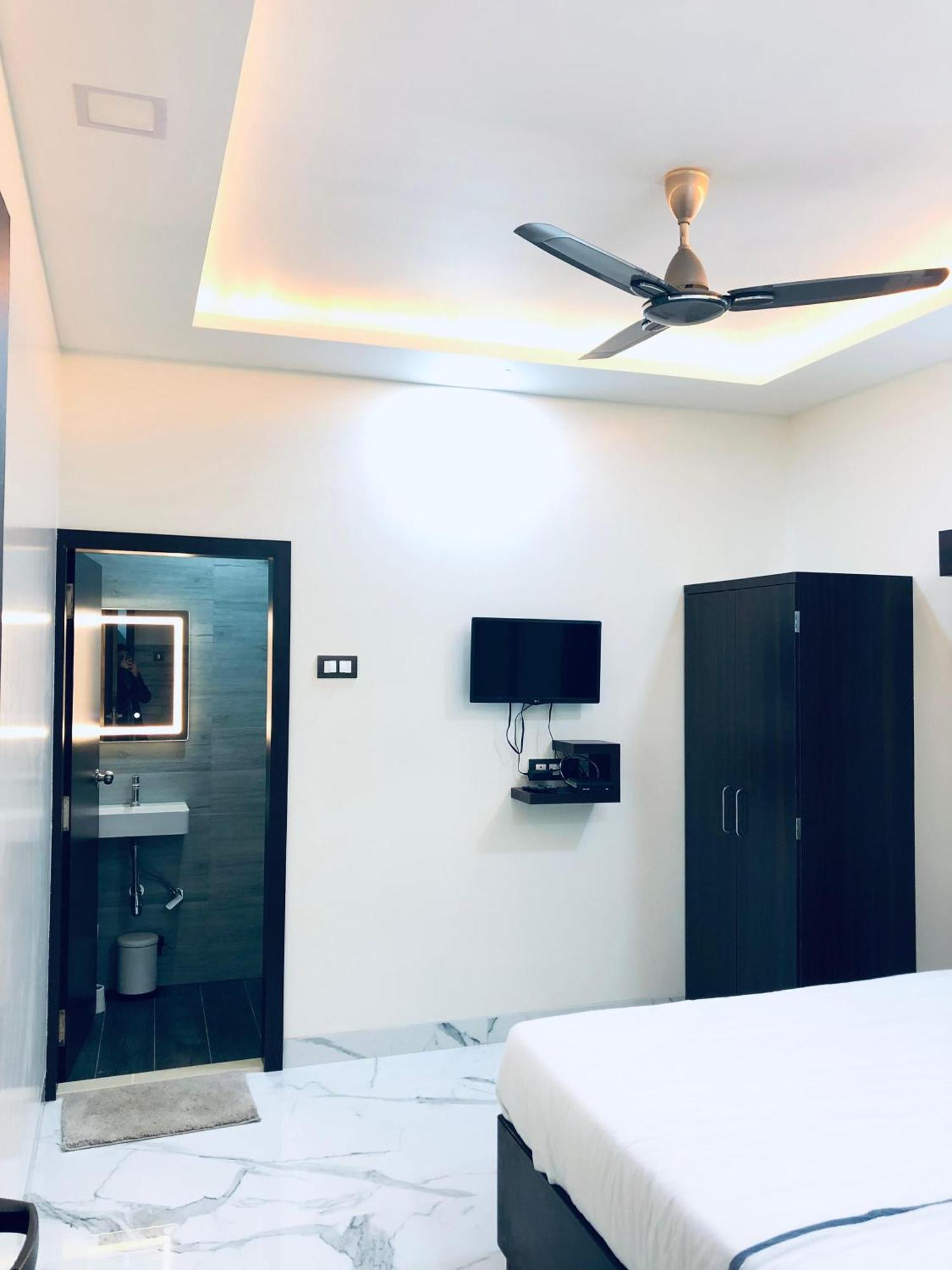 Sameena Guest House Panchgani Bagian luar foto
